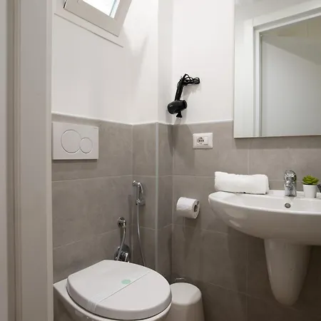 Isonzo House Апартаменты Бари